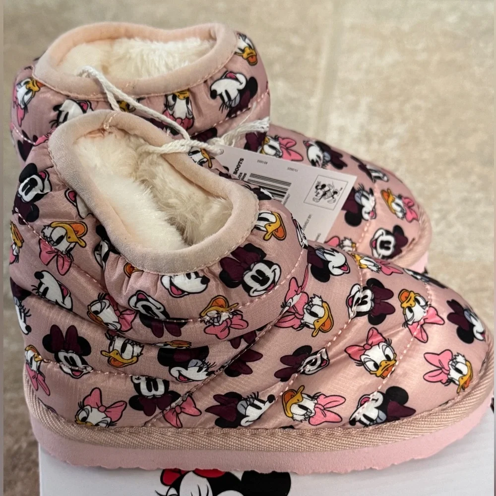 Disney Minnie Mouse Daisy Duck Character Comfy Toddler Winter Lined Sherpa Boots